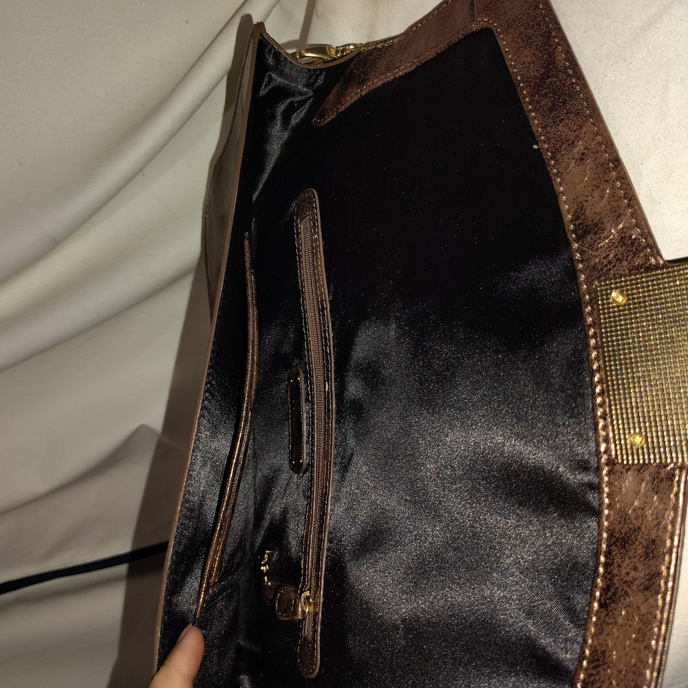 Kate Laundry copper tone purse, with gold chain strap, faux snake skin pattern - Picture 6 of 7
